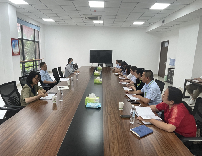 集團公司黨委副書記、總經(jīng)理張健赴農(nóng)管家公司進行調(diào)研座談