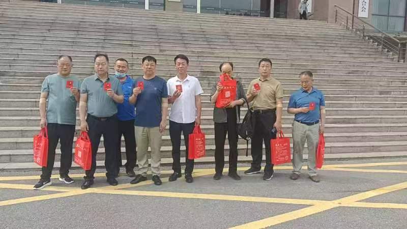 “熱血傳遞愛(ài)，奉獻(xiàn)踐初心”—裕農(nóng)公司組織參與無(wú)償獻(xiàn)血活動(dòng)