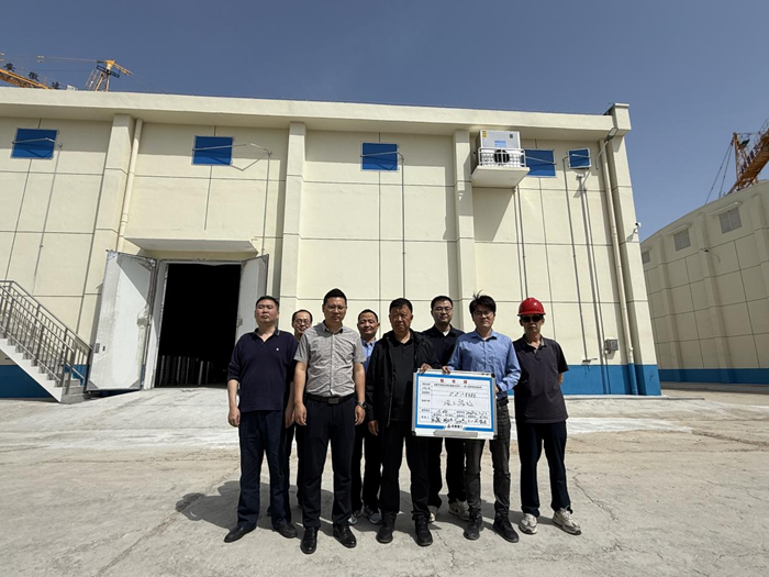 羅山國(guó)家糧食儲(chǔ)備庫(kù)工程鐵路以北3棟倉(cāng)順利驗(yàn)收